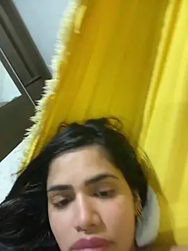 Snapshot of danilyns chatting on 10-28-25, 11:40 danilyns online show from 10-28-25, 11:40