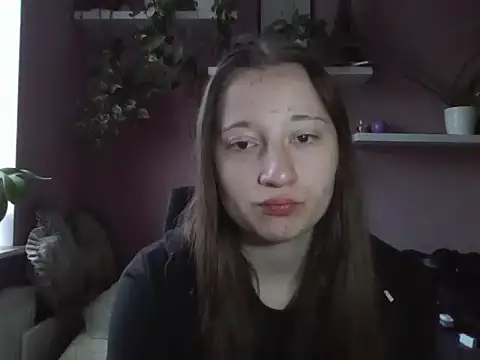 Snapshot of LindaPretty chatting on 09-29-25, 06:18 LindaPretty online show from 09-29-25, 06:18