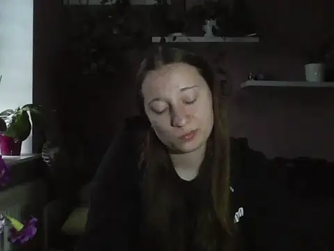 Snapshot of LindaPretty chatting on 09-30-25, 06:18 LindaPretty online show from 09-30-25, 06:18