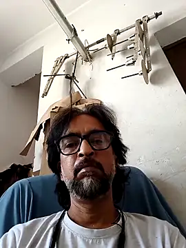 Snapshot of malhotra21 chatting on 09-20-25, 09:43 malhotra21 online show from 09-20-25, 09:43