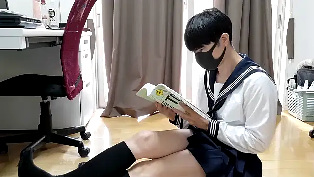 Snapshot of shin_brief chatting on 09-30-25, 05:34 shin brief online show from 09-30-25, 05:34