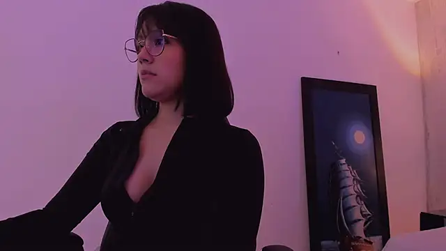 AnnaraLein online show from 11-19-25, 03:28