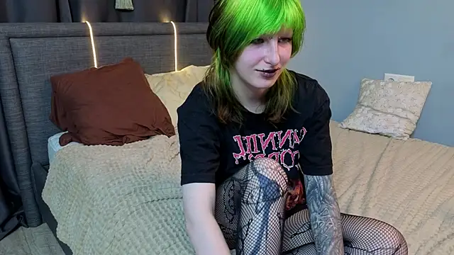 KandraCruser online show from 10-04-25, 08:18