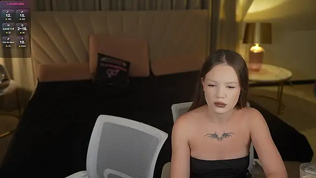 Tiana Princesss online show from 12-02-25, 07:20