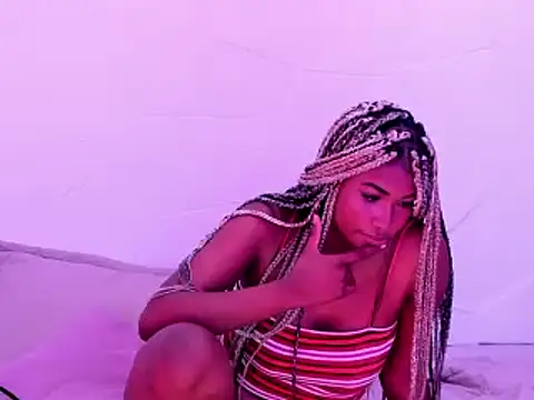 SophiaBloss online show from 03-26-26, 05:46