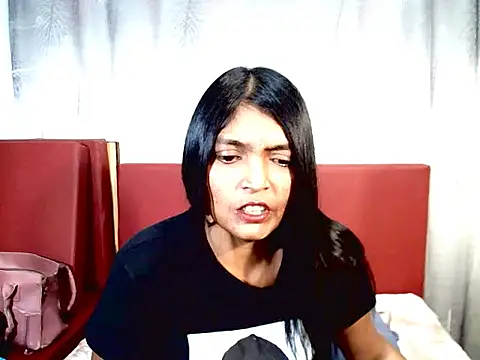 Snapshot of IndianAlisha chatting on 02-24-26, 05:44 IndianAlisha online show from 02-24-26, 05:44