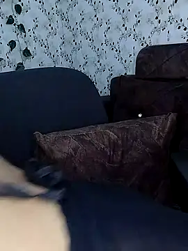 aliyaa9900 online show from 12-15-25, 10:25