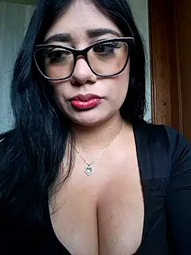 Snapshot of Monse--145 chatting on 01-09-26, 10:00 Monse--145 online show from 01-09-26, 10:00