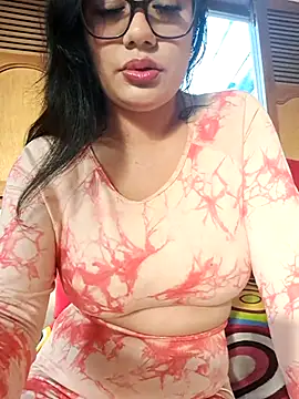 Snapshot of Monse--145 chatting on 03-01-26, 10:12 Monse--145 online show from 03-01-26, 10:12