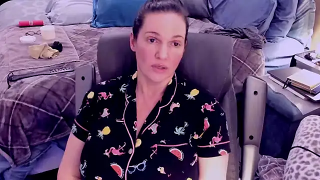 Snapshot of ninajaymes chatting on 12-17-24, 10:23 ninajaymes online show from 12-17-24, 10:23