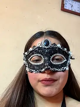 LiaDravenX online show from 11-09-25, 03:32