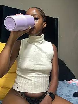 Littlebunny33 online show from 03-24-26, 07:52