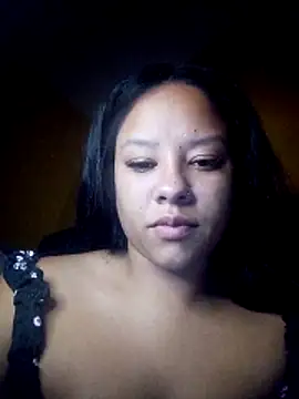 Snapshot of EAAM1@xh chatting on 04-17-26, 04:59 EAAM1xh online show from 04-17-26, 04:59