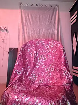 Snapshot of cutebabylalpari88 chatting on 01-12-26, 06:02 cutebabylalpari88 online show from 01-12-26, 06:02