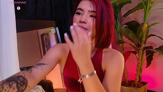 Snapshot of La_Diabla_111_ chatting on 12-22-25, 08:50 La Diabla 111 online show from 12-22-25, 08:50