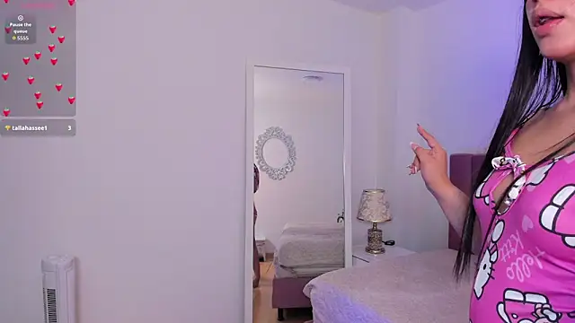 AvaScott  online show from 10-07-25, 05:21