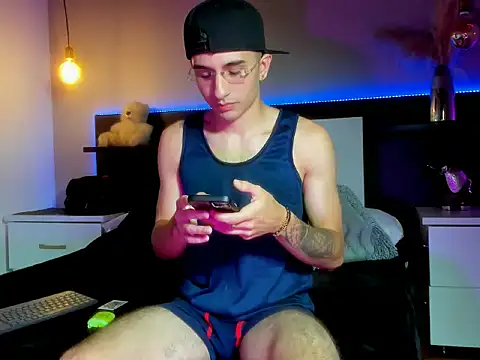 eriikjoness online show from 11-13-25, 03:05