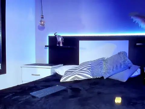 eriikjoness online show from 12-14-25, 05:51