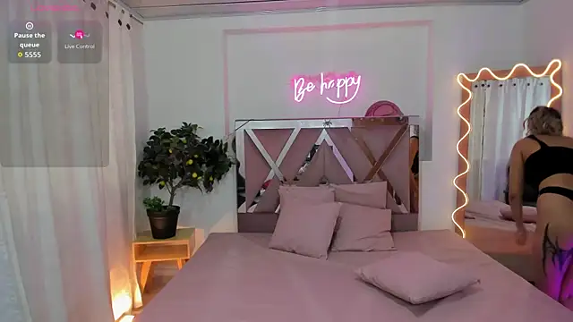 Kenndal tay online show from 10-07-25, 07:22