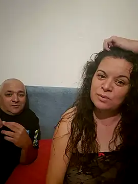 Snapshot of PerleRaree chatting on 06-15-26, 08:33 PerleRaree online show from 06-15-26, 08:33
