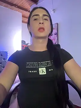 Snapshot of lola_diez chatting on 05-27-26, 12:07 lola diez online show from 05-27-26, 12:07