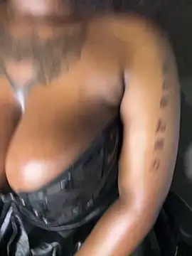 QUEEN NOBUHLE 777 online show from 11-05-25, 08:42