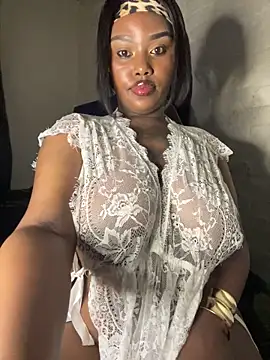 QUEEN NOBUHLE 777 online show from 12-03-25, 10:52