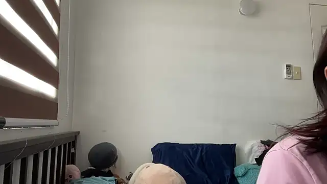 puchienjoyer online show from 04-21-26, 03:35