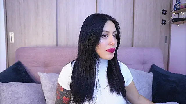 SophiieCumsx online show from 02-04-26, 03:45