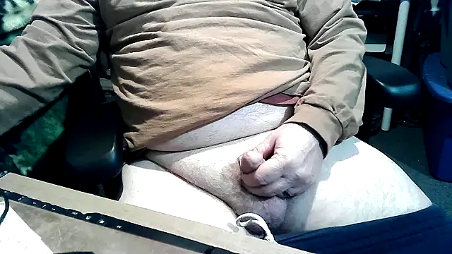 georgew62 online show from 11-28-25, 04:48