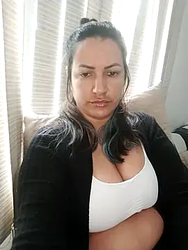 Snapshot of cat9269 chatting on 09-26-25, 04:55 cat9269 online show from 09-26-25, 04:55