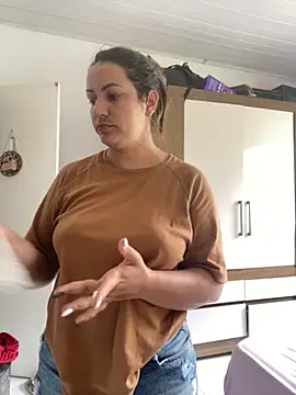 Snapshot of cat9269 chatting on 11-13-25, 04:50 cat9269 online show from 11-13-25, 04:50