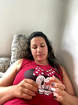 Snapshot of cat9269 chatting on 11-18-25, 05:17 cat9269 online show from 11-18-25, 05:17