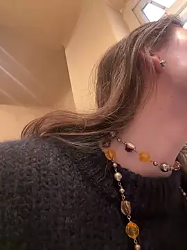 SophiiaStarr online show from 03-04-26, 02:01