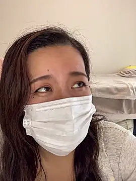 NATSUMI00 online show from 10-02-25, 05:36