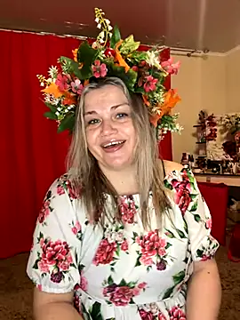 Snapshot of Nayvessa chatting on 11-06-25, 05:58 Nayvessa online show from 11-06-25, 05:58