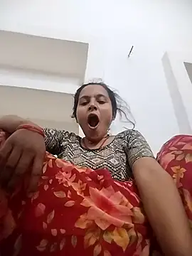 Snapshot of Sonam_shinde chatting on 05-02-26, 05:07 Sonam shinde online show from 05-02-26, 05:07
