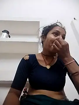 Snapshot of Sonam_shinde chatting on 06-02-26, 08:55 Sonam shinde online show from 06-02-26, 08:55