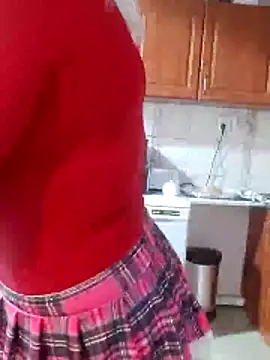 Snapshot of MiriandZacki chatting on 12-02-25, 11:15 MiriandZacki online show from 12-02-25, 11:15