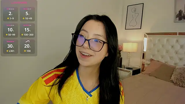 Zoe Xra online show from 06-23-26, 08:29