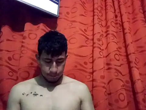 Snapshot of True_Di chatting on 09-18-25, 01:18 True Di online show from 09-18-25, 01:18