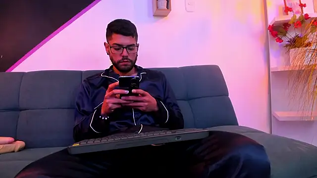 DanteWinter online show from 09-13-25, 04:01