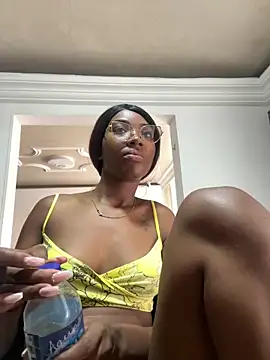 MarianRosse online show from 12-18-25, 07:42