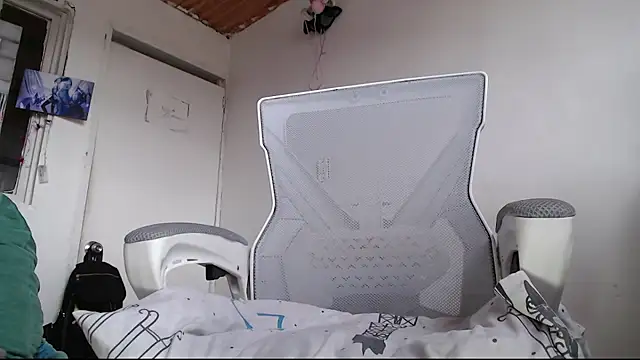 Snapshot of Cortana2_0 chatting on 01-12-26, 04:56 Cortana2 0 online show from 01-12-26, 04:56