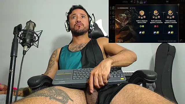 Snapshot of dereck_karter chatting on 12-06-24, 10:41 dereck karter online show from 12-06-24, 10:41