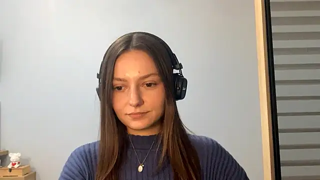 Snapshot of SoulHiperAgne_ chatting on 10-04-25, 03:10 SoulHiperAgne online show from 10-04-25, 03:10