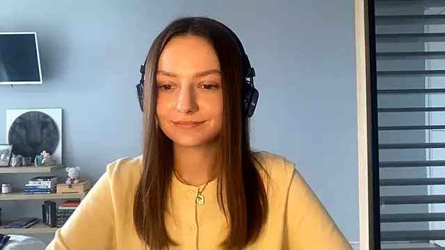 Snapshot of SoulHiperAgne_ chatting on 10-16-25, 11:55 SoulHiperAgne online show from 10-16-25, 11:55