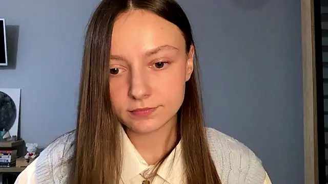 Snapshot of SoulHiperAgne_ chatting on 10-27-25, 03:05 SoulHiperAgne online show from 10-27-25, 03:05