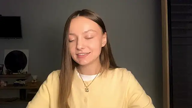 Snapshot of SoulHiperAgne_ chatting on 11-03-25, 03:02 SoulHiperAgne online show from 11-03-25, 03:02