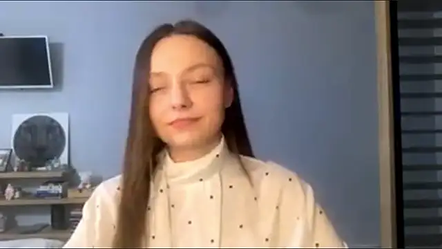 Snapshot of SoulHiperAgne_ chatting on 12-04-25, 02:59 SoulHiperAgne online show from 12-04-25, 02:59